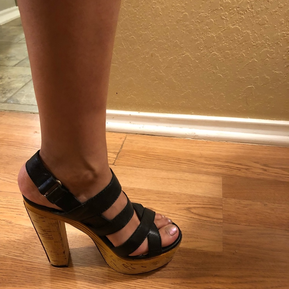 Bebe Platform Leather shoes 8M